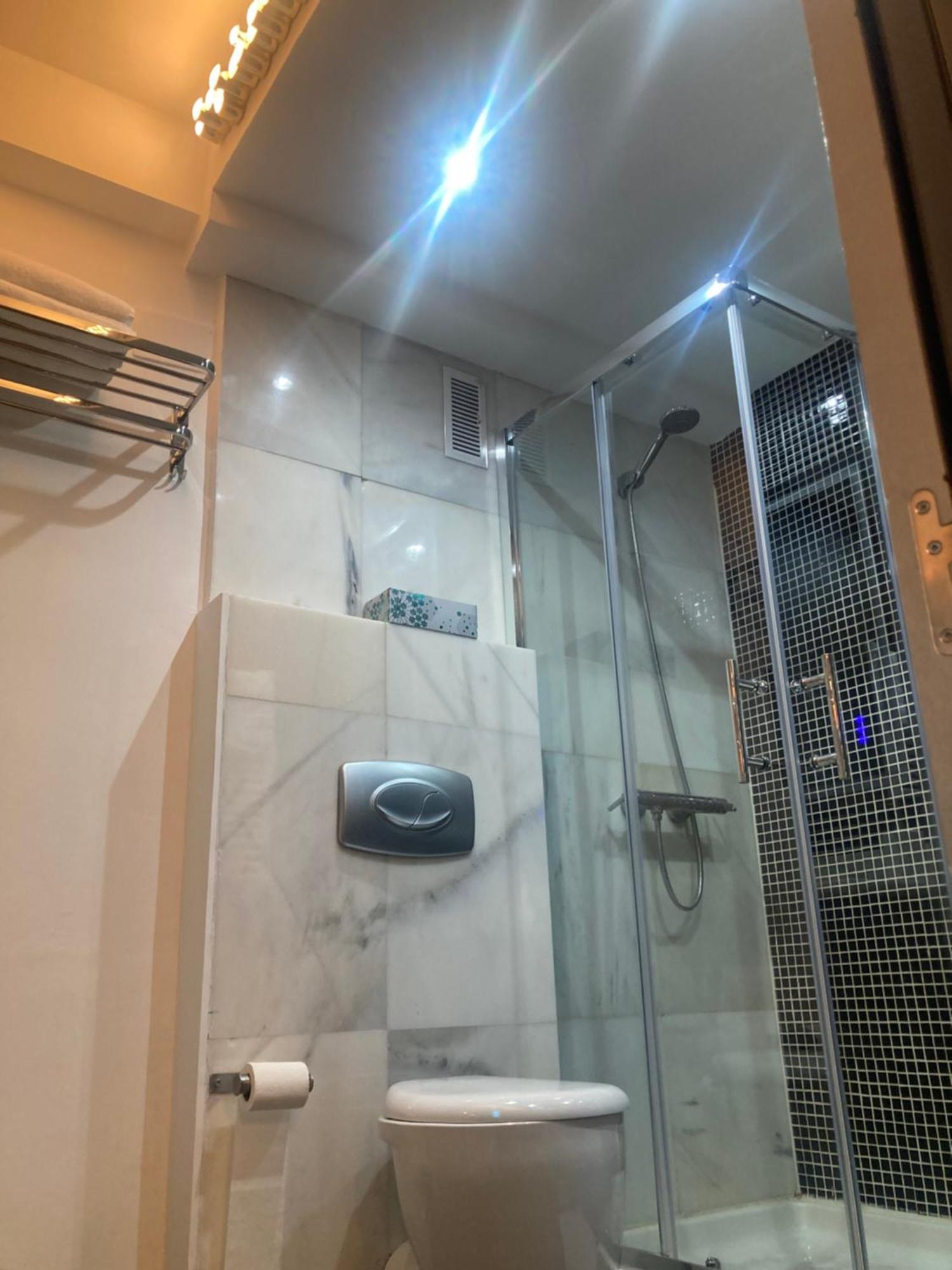 Apartamento Tipo Loft Madrid Exterior photo